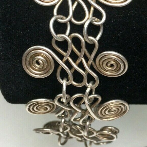 Nickel/Silvertone Ornate Hand Made Bracelet - Picture 10 of 12